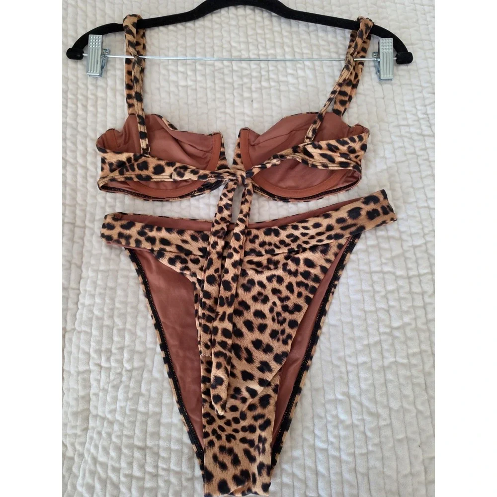Monday Swimwear 2 Piece Bikini‎ Leopard Print Size Small